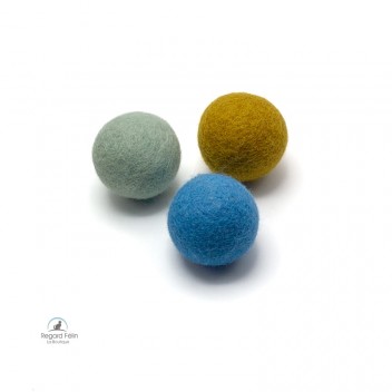 Balle en laine pour chat et chaton