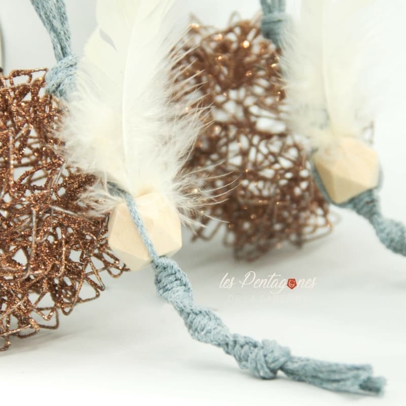 Jouet pour chat corde et plumes La Gabeline